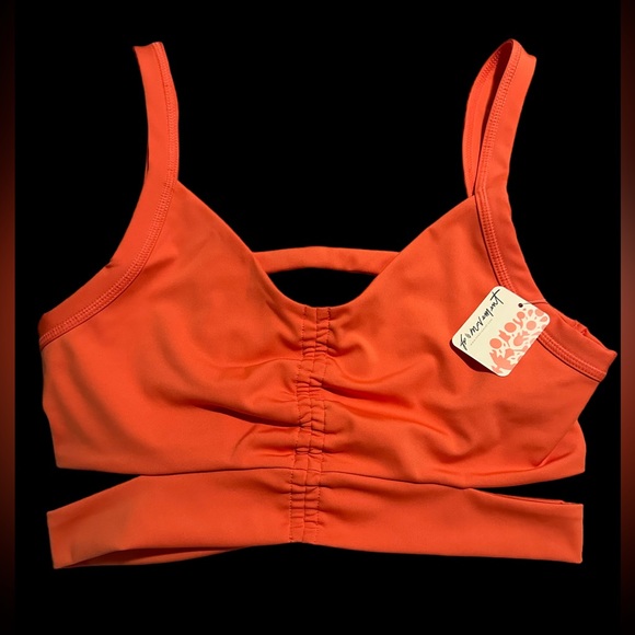 FREE PEOPLE
Comeback Cami
Color: Wild Papaya
Free Movement- Sz: L - Picture 9 of 10
